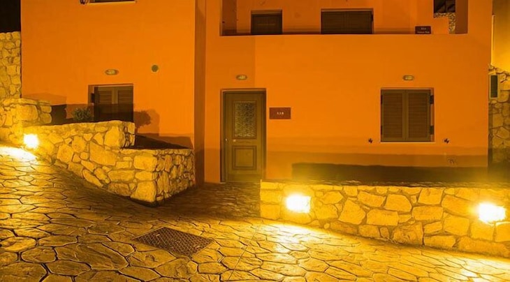 Gallery - Olive Lemon-Morfi Village