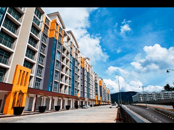 Gallery - Dreamscape Apartment At Golden Hill