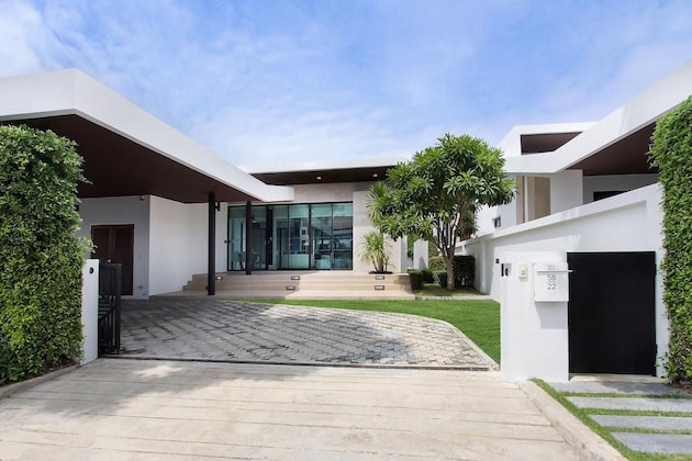 Gallery - White Sand Beach Residences Pattaya