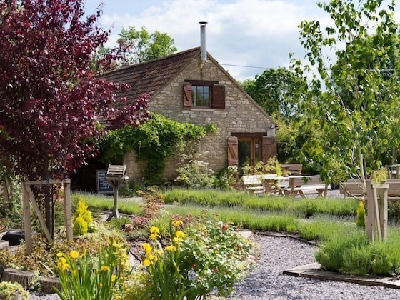 Gallery - Widbrook Barns