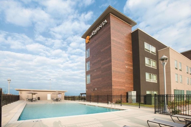 Gallery - La Quinta Inn & Suites By Wyndham San Marcos Outlet Mall