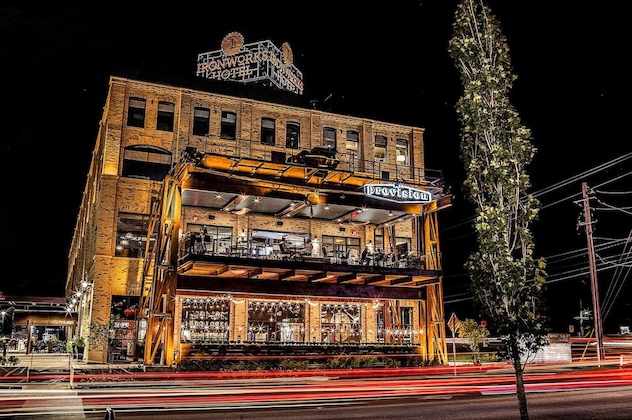 Gallery - Ironworks Hotel Indy