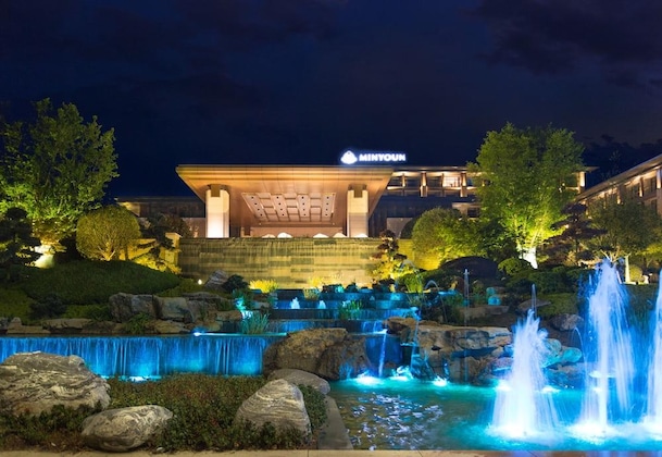 Gallery - Minyoun Langzhong Ancient City Resort