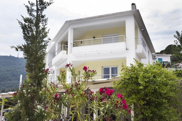 Gallery - Iridanos Apartments