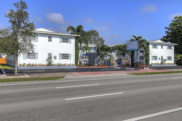 Gallery - May-Dee Suites