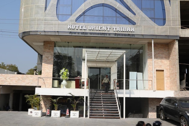 Gallery - Palette By CheckIn Orient Hotel & Convention Centre