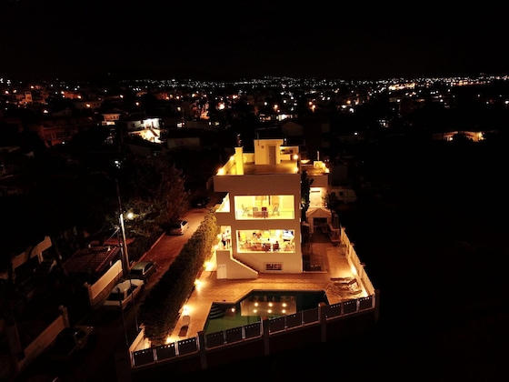 Gallery - Villa D'irene - Near Athens Airport, 200 Meters Fr
