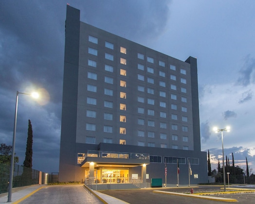 Gallery - Fiesta Inn Suites Aeropuerto Del Bajío Silao