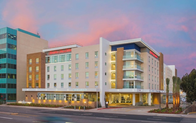 Gallery - Hampton Inn & Suites Lax El Segundo