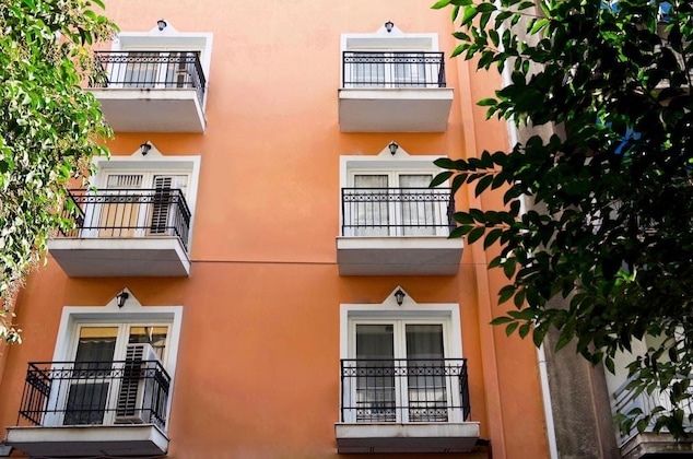Gallery - Athens Way Apartments