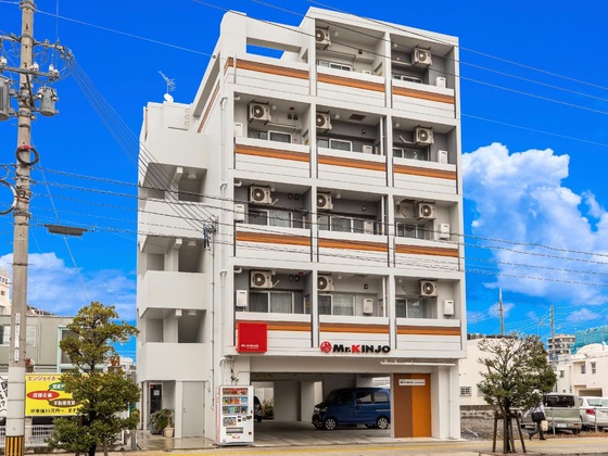 Gallery - Mr.Kinjo In Uchidomari
