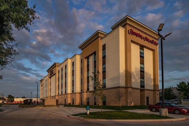 Gallery - Hampton Inn & Suites Dallas Plano Central