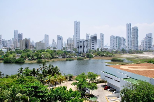 Gallery - Apartamentos Cartagena, vista al mar laguito