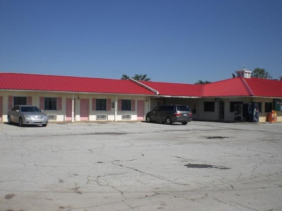 Gallery - Super 7 Inn Siloam Springs