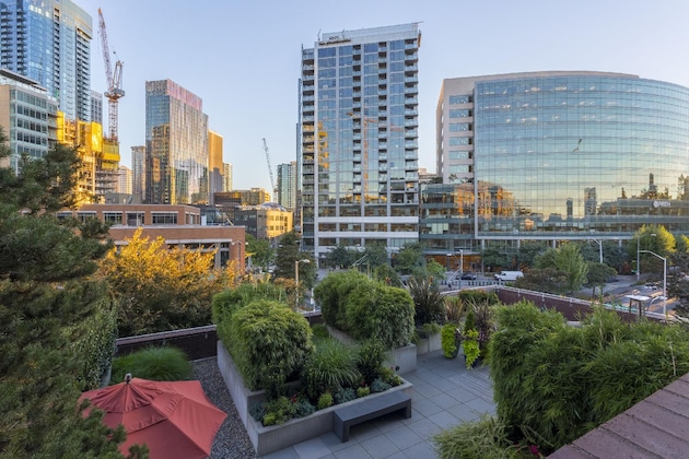 Gallery - Domicile Suites At Mark On 8Th