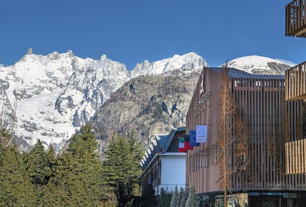 Gallery - Le Massif Hotel & Lodge Courmayeur The Leading Hotels Of The World