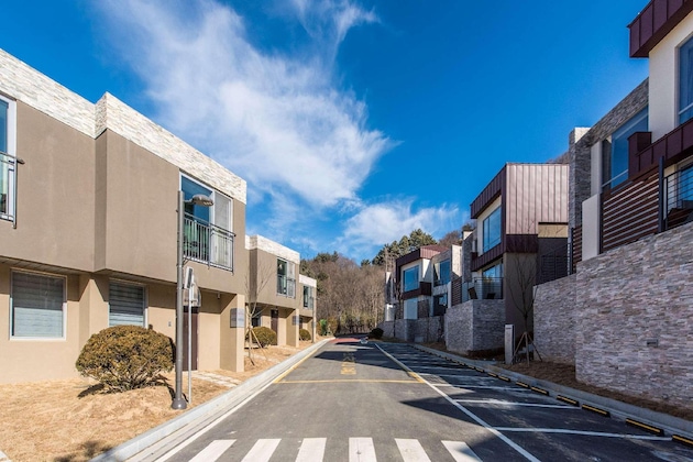 Gallery - Ramada Hotel & Suites By Wyndham Gangwon Pyeongchang