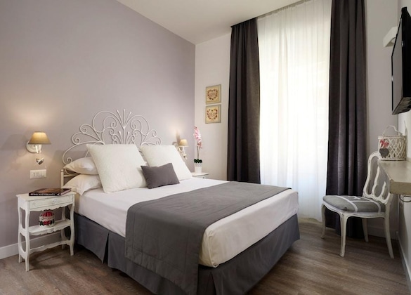 Gallery - Vaticano Charming Rooms