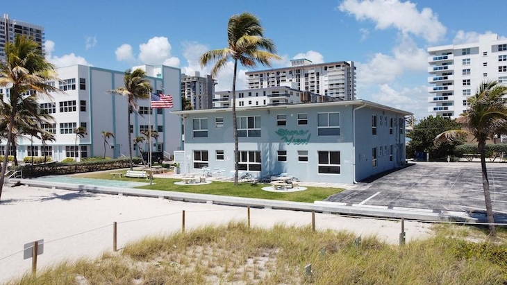 Gallery - Shore View Hotel