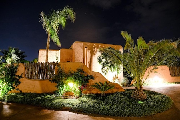 Gallery - Oasis Lodges