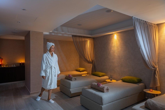 Gallery - Leonardo Crystal Cove & Spa By The Sea - Adults Only