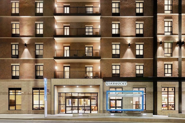 Gallery - Hampton Inn & Suites Kansas City Downtown Crossroads