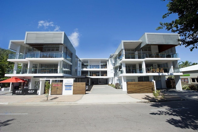 Gallery - Maggies Beachfront Apt. 5
