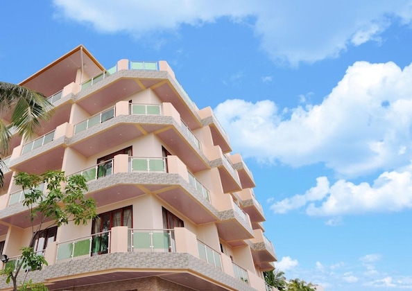 Gallery - Sunrise Beach And Spa