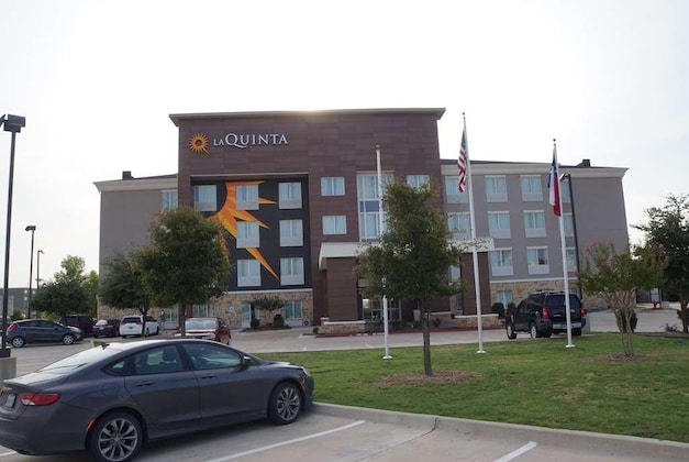 Gallery - La Quinta Inn & Suites by Wyndham Northlake Fort Worth