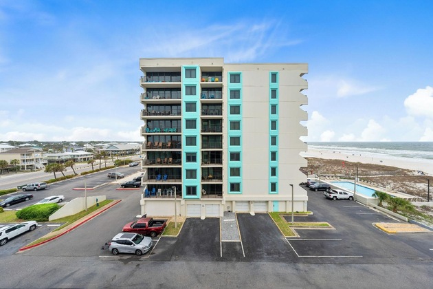 Gallery - Island Winds West 471