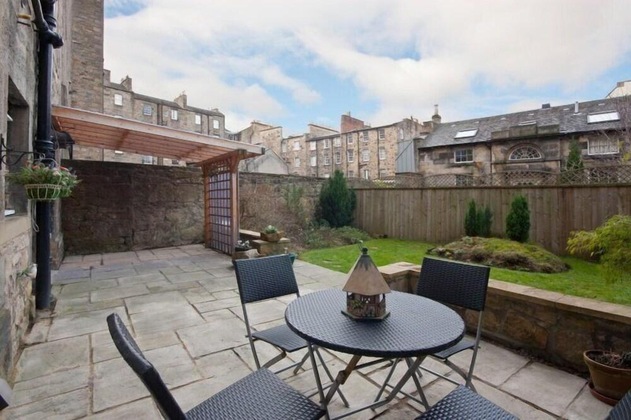 Gallery - Abercromby Place Apartment