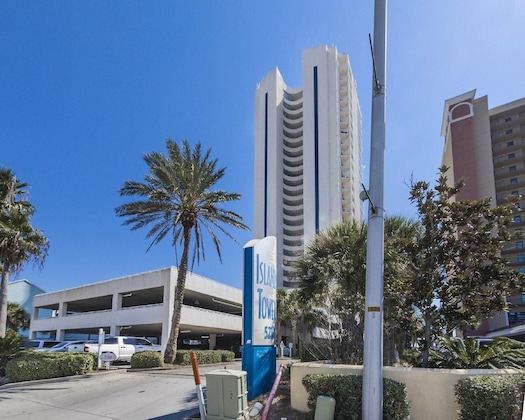Gallery - Island Tower 701
