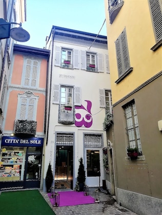 Gallery - 73 Boutique Hotel