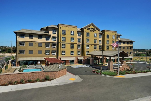 Gallery - Oxford Suites Paso Robles