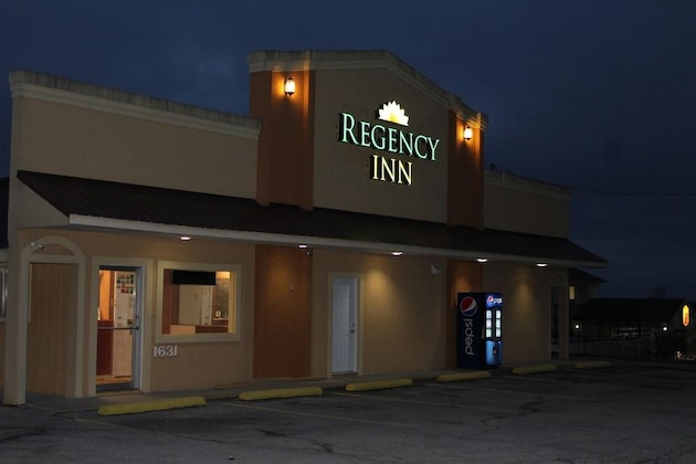 Gallery - Regency Inn