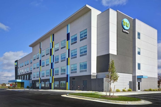 Gallery - Tru by Hilton Winchester