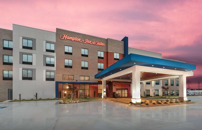 Gallery - Hampton Inn & Suites Conway