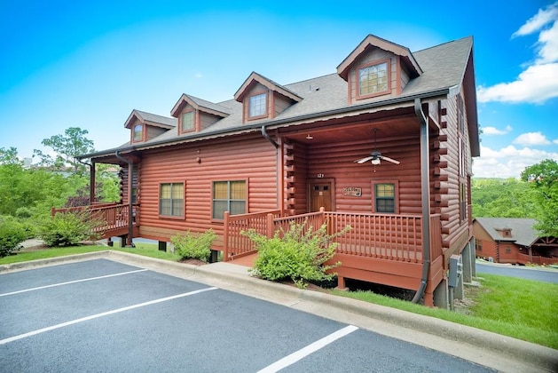 Gallery - Cabins at Grand Mountain