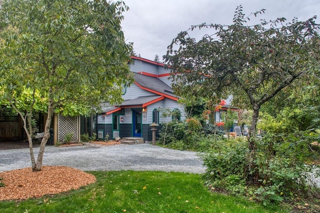 Gallery - Sehome Garden Inn