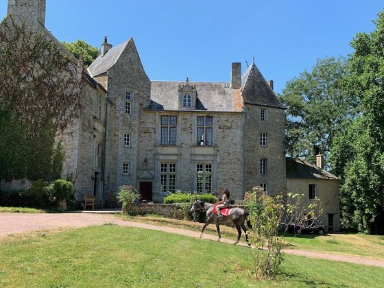 Gallery - Le Château De Bernesq