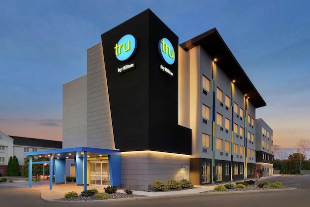 Gallery - Tru By Hilton Sandusky
