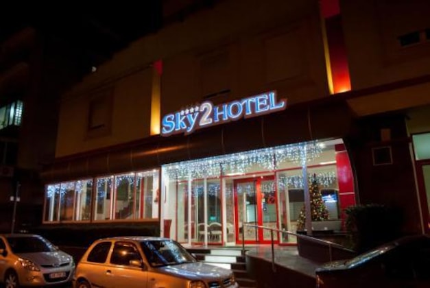 Gallery - Sky 2 Hotel