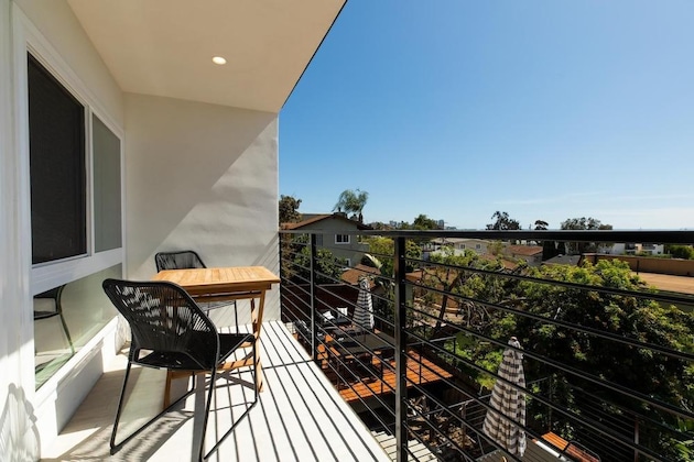 Gallery - Avalon 2 Unit Buyout Avantstay Mins To Gaslampbeautiful Deck W  Bbq