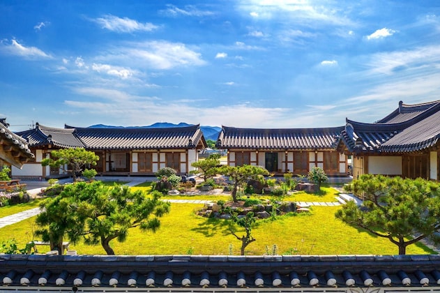 Gallery - Gyeongju Wadamjung Hanok Pension