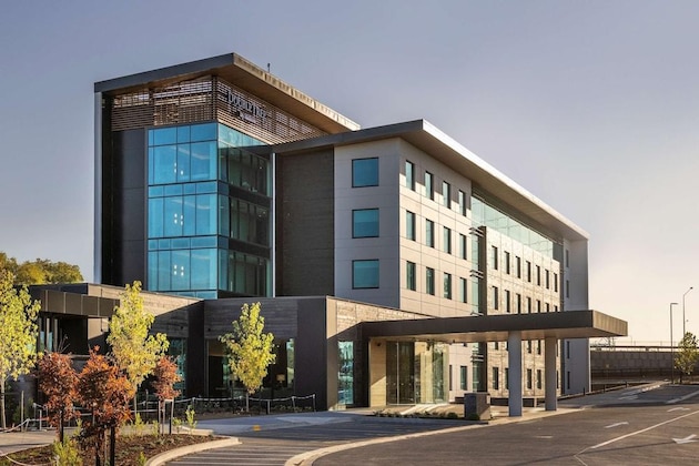 Gallery - Doubletree By Hilton Karaka