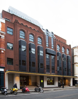 Gallery - Premier Inn London Covent Garden