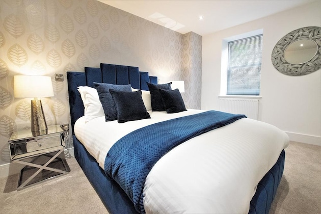 Gallery - Rowan Tree Your Apartment