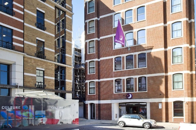 Gallery - Premier Inn London Farringdon (Smithfield)