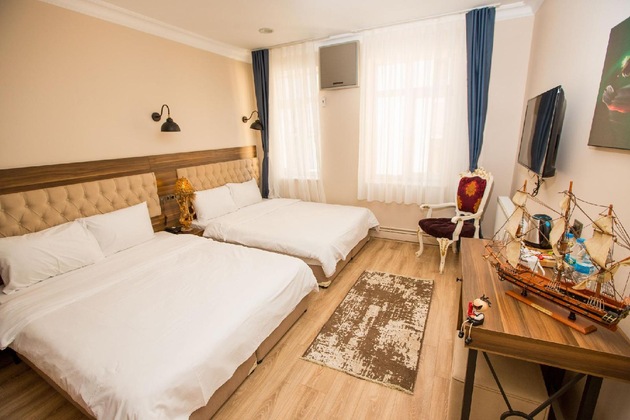 Gallery - Corner Garden Hotel