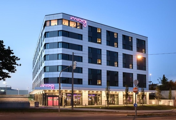 Gallery - Moxy Stuttgart Feuerbach